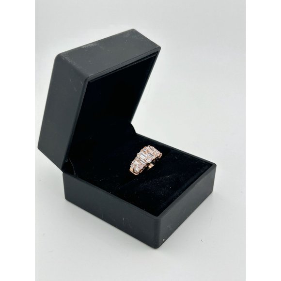 Beautiful 1.7ct White Topaz Baguette Ring - Sz 7 - 14kt Rose Gold Over Sterling - Picture 12 of 12
